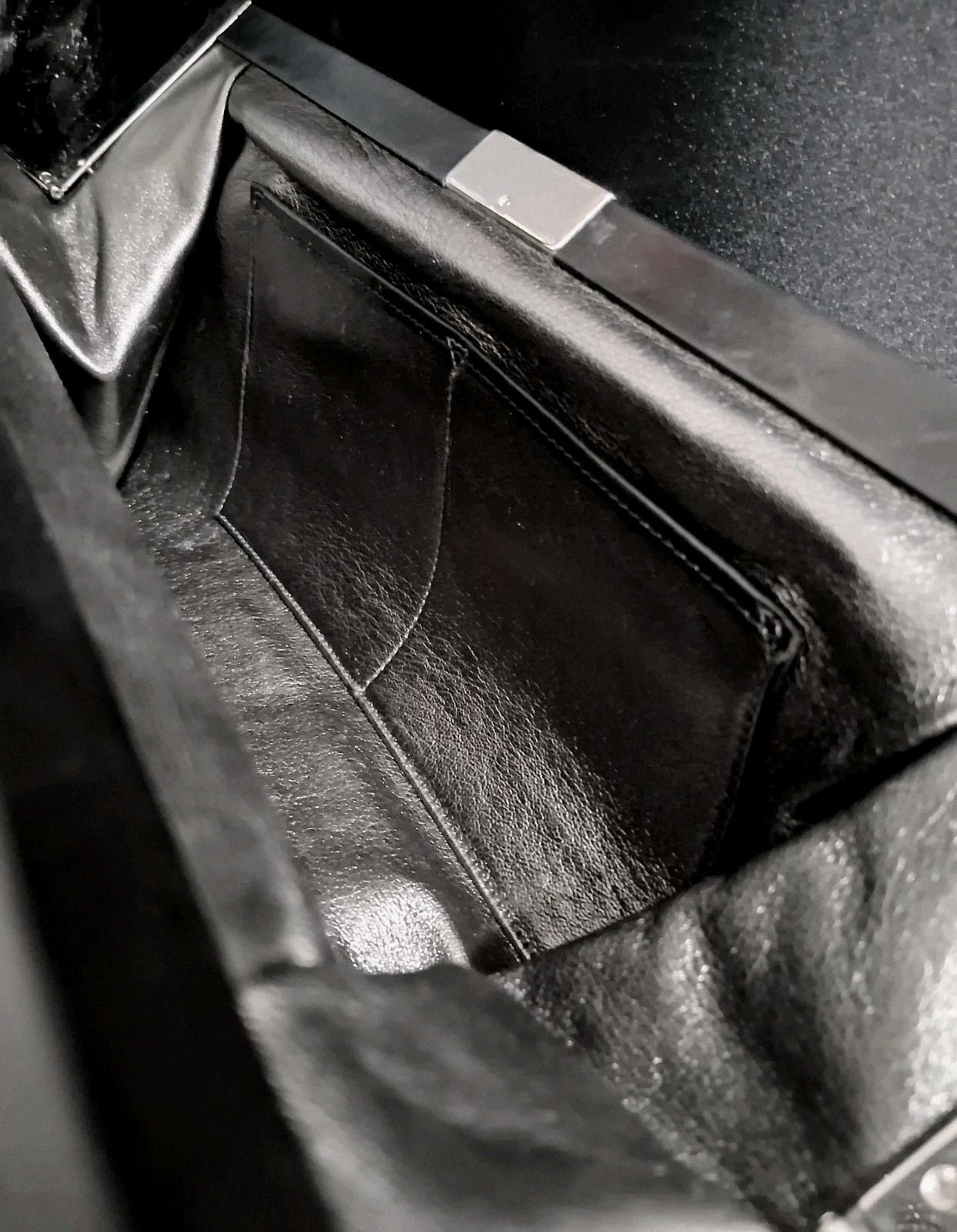 Michael KORS Made In ITALY 100% Black Leather RUNWAY Clutch Msrp$995.00*