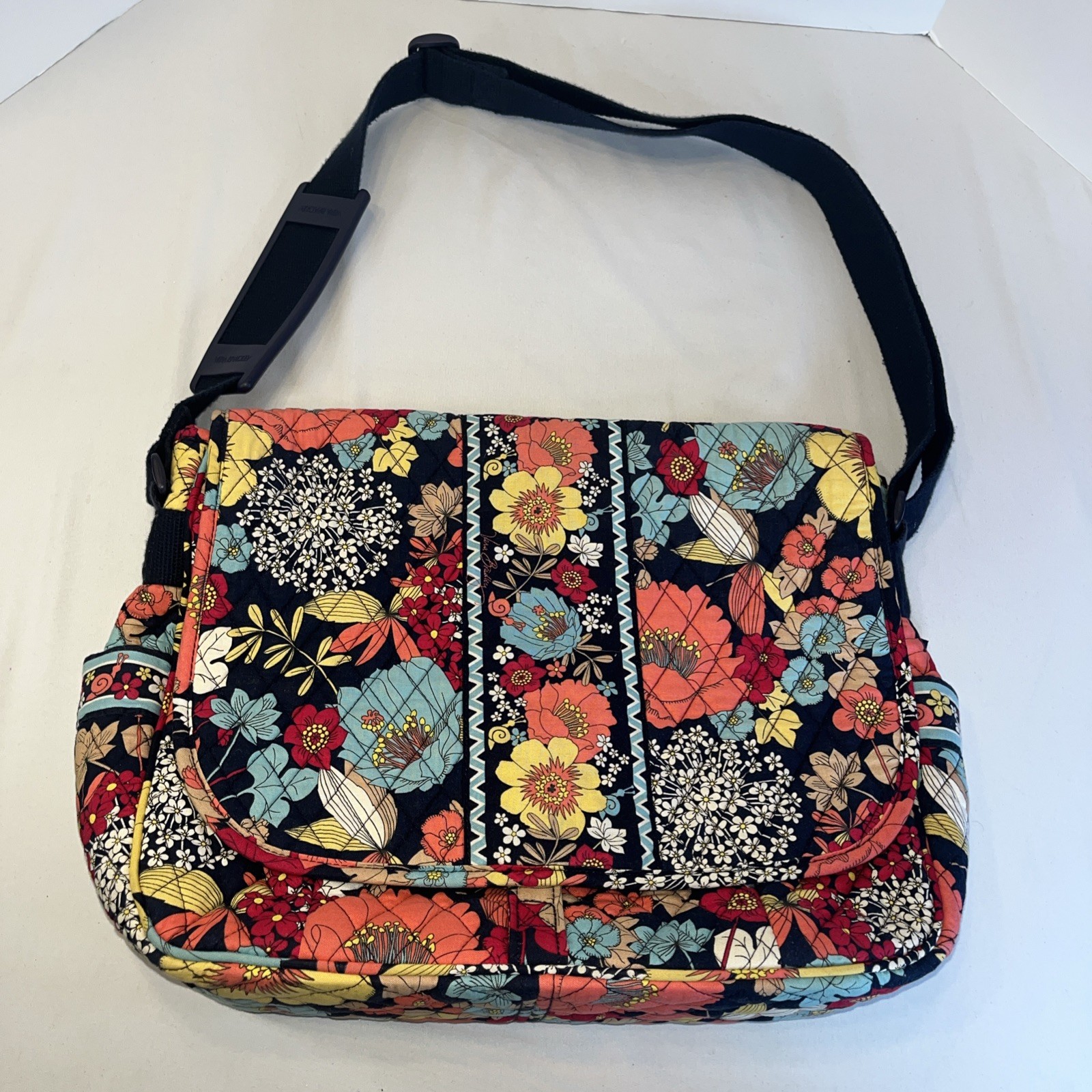 Vera Bradley Tote Work Messenger Bag Purse 14×11.5×4 Inches Floral Colorful