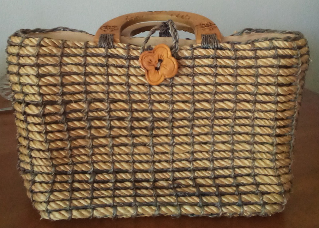 Talbots Straw Handbag Blue/Natural With Wood Handles Pre-Owned