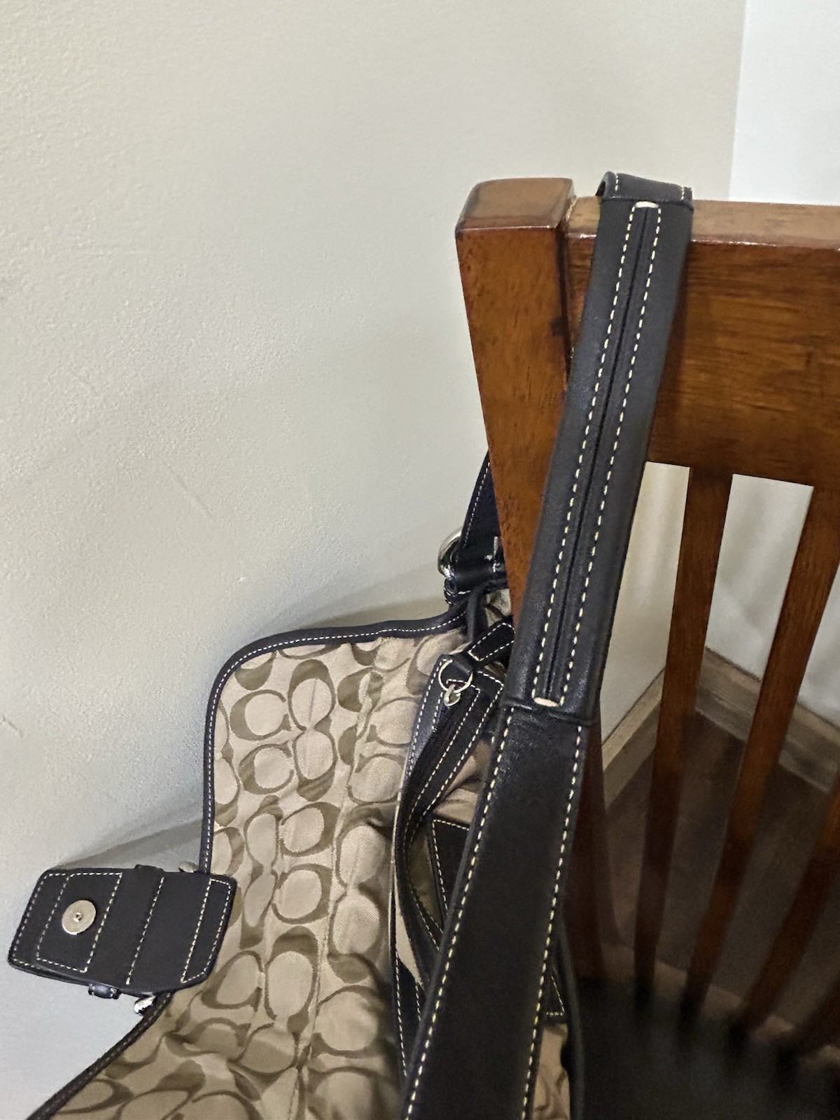 COACH 9248 Soho Hobo Shoulder Bag Brown Leather Flap Buckle Y2K