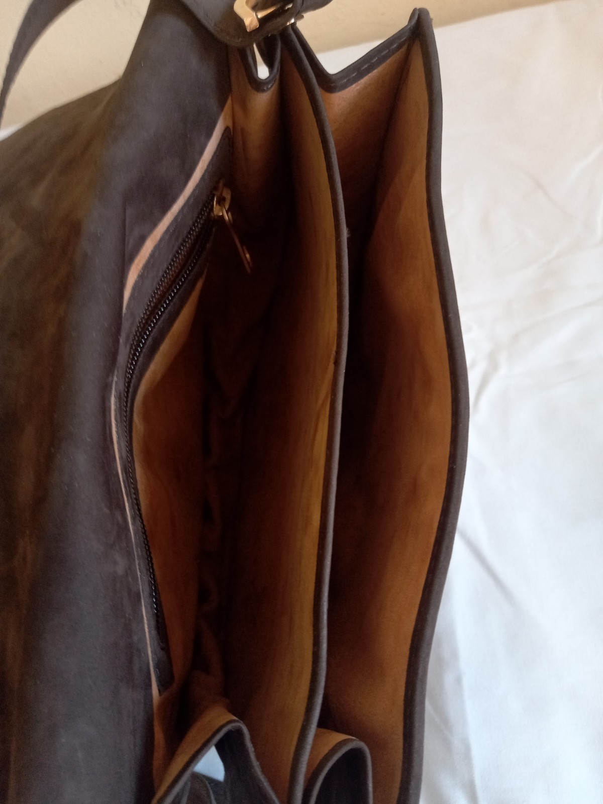 Women’s genuine leather shoulder strap, cross body