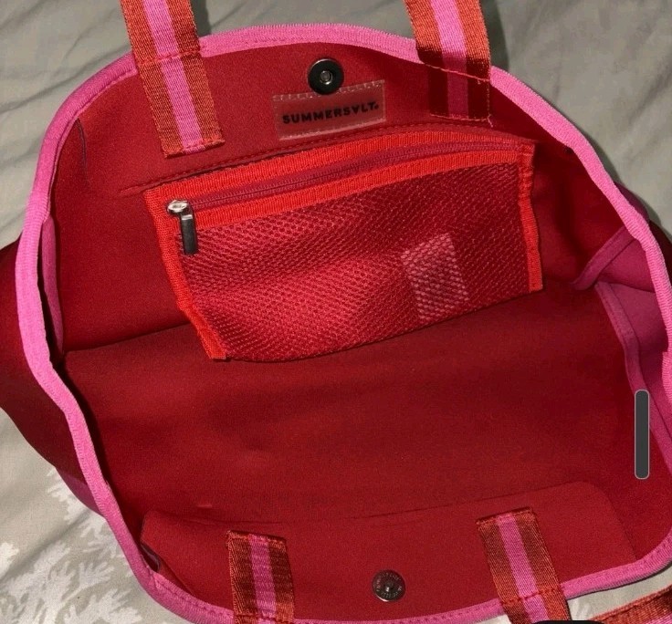 SUMMERSALT – The Perfect Beach Tote Bag Pink Red Water Resistant NEW W Tags