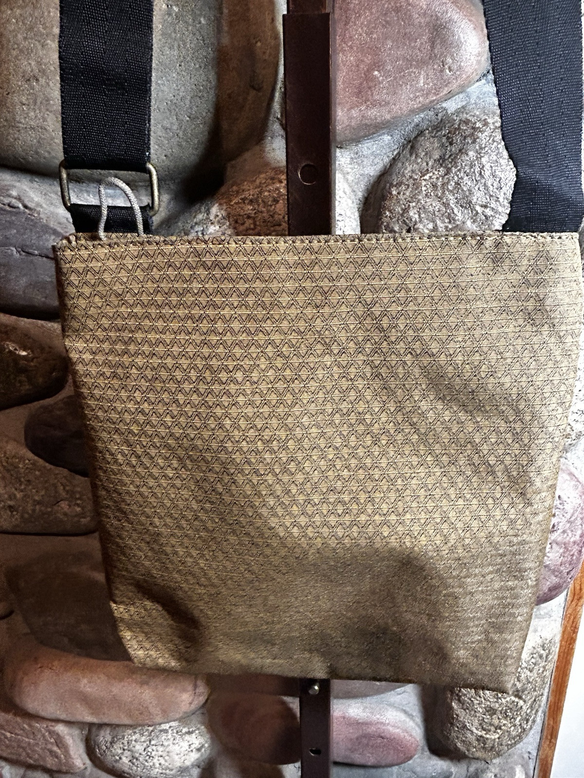 Dakine Jo Jo Cross Body Bag Shoulder Purse Hand Bag Gold Brown