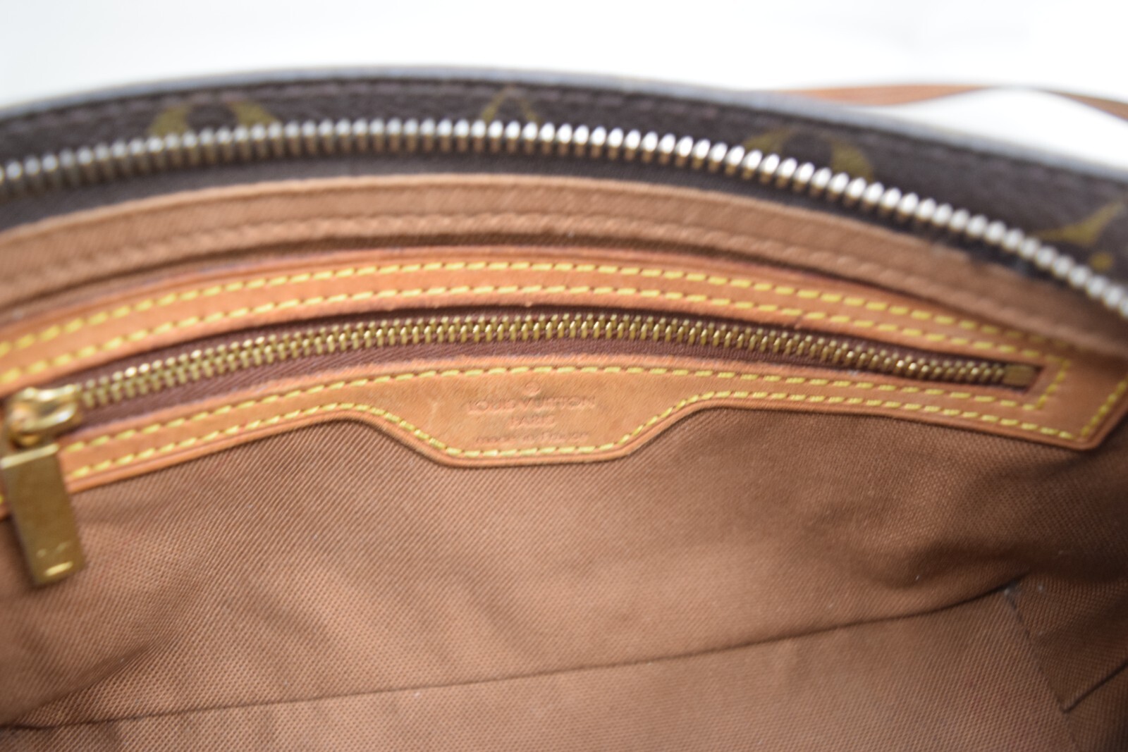 Auth Louis Vuitton Trotteur Crossbody Bag Monogram Canvas M51240 LV 49309