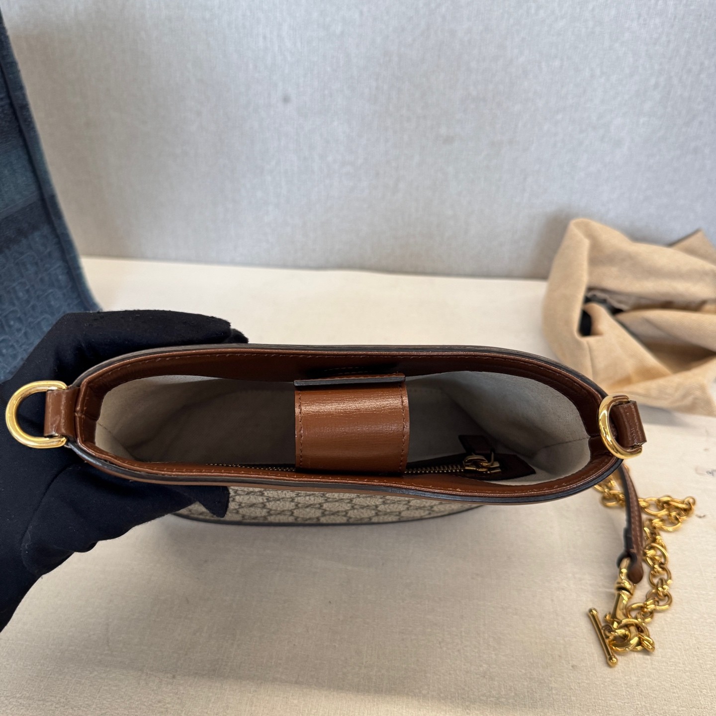 Gucci Interlocking G Normal Size Beige Brown Canvas Calfskin 3Way Bag US Ship