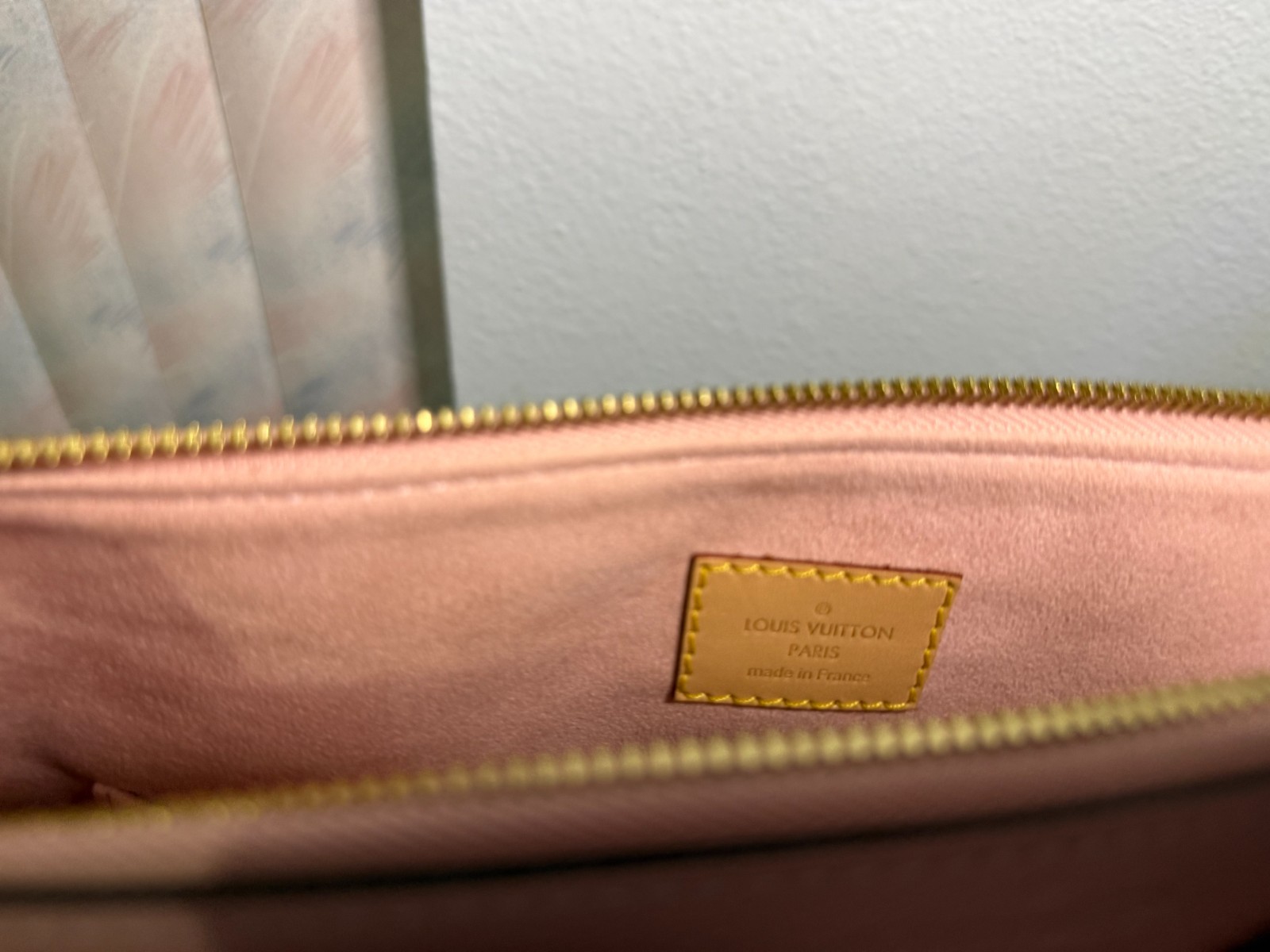 Louis Vuitton Pallas Monogram with Rose/Pink Interior-Authenticated