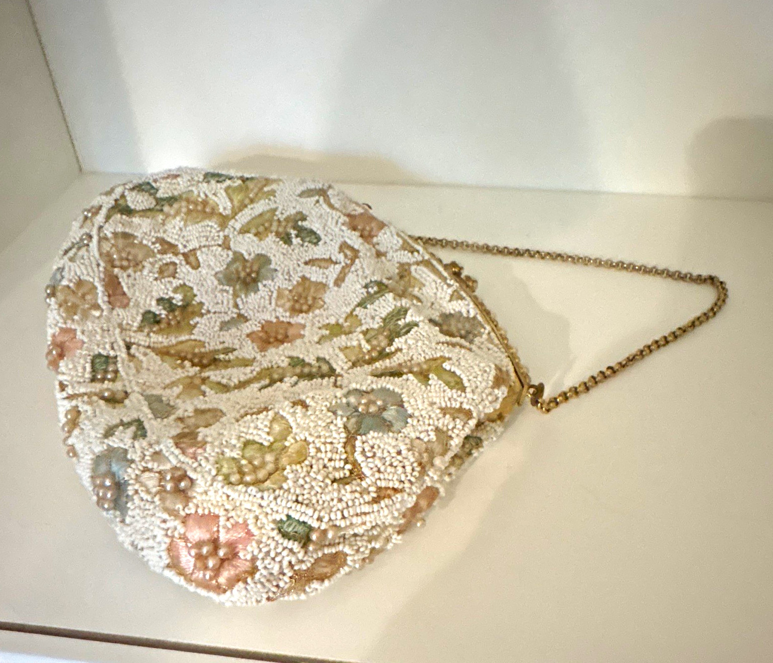 Jollos Originals Ivory Floral Beaded Pearl Trim Kiss Lock Clutch w/ Chain