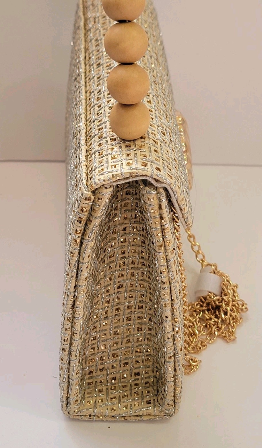 Tommy Bahama Woven Straw Shell Clutch Crossbody Bag Wood Bead Handle Gold Chain