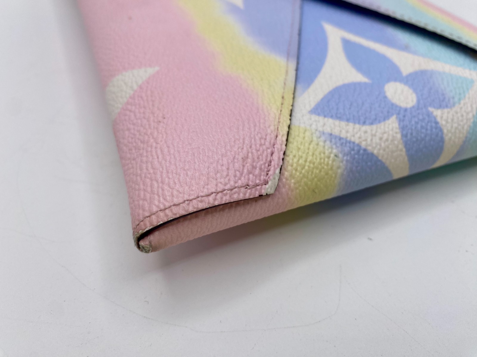Louis Vuitton Monogram Pastel Giant Escale Kirigami Pochette Large Bag Clutch