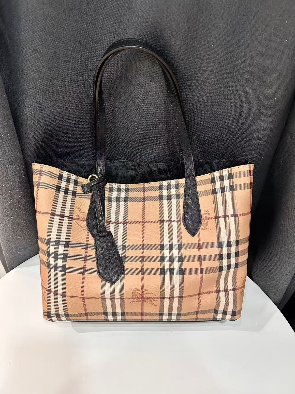 Burberry Haymarket Check Tote Bag Black Canvas Made in Italy