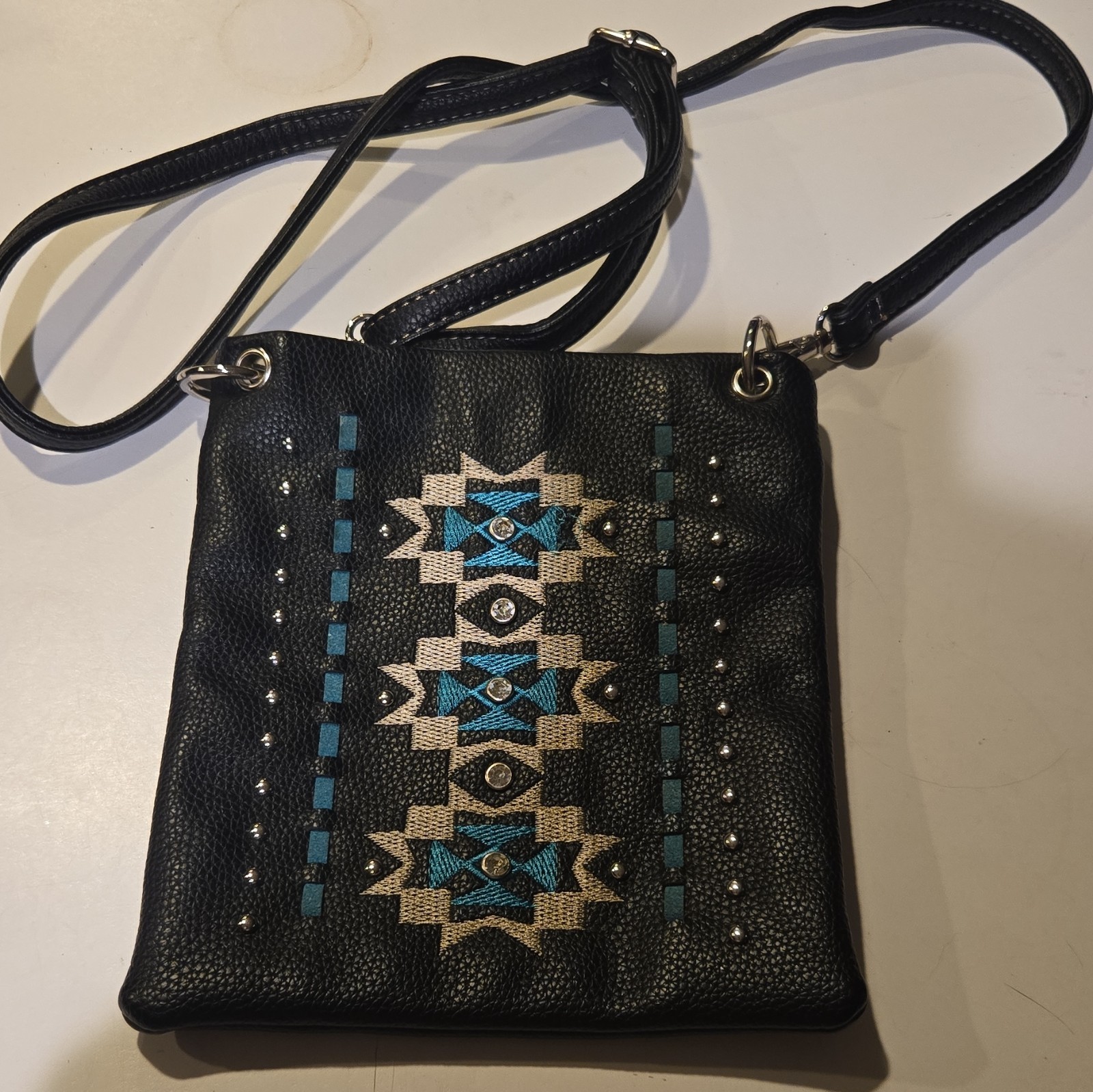 Montana West American Bling Embroidered Crossbody Bag w/ Adjustable Strap