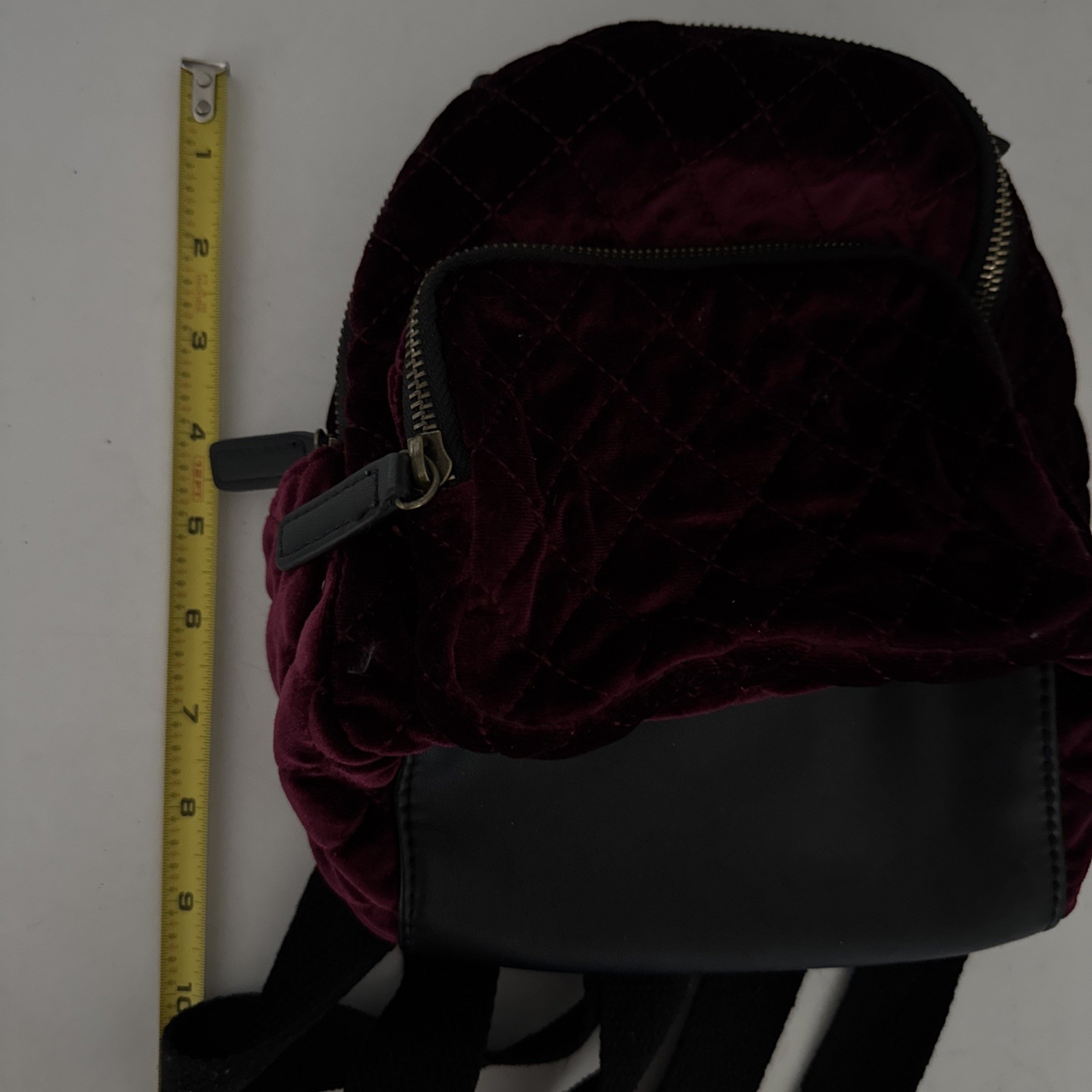 ART CLASS BURGUNDY VELVET QUILTED MINI BACKPACK BAG BLACK STRAP GOLD ZIP POCKETS