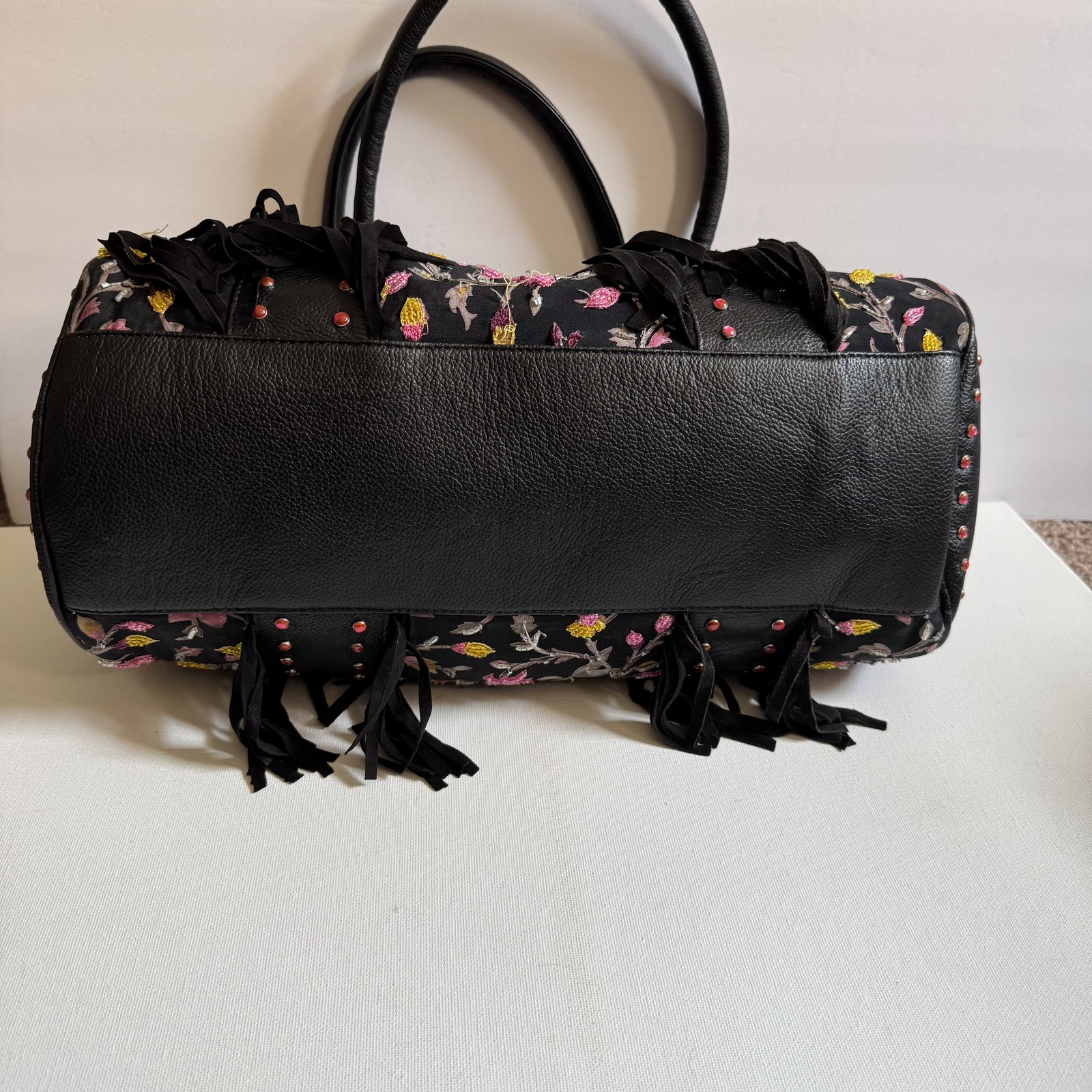 Vtg Mary Frances Floral Embroidered Bag Barrel Purse Black Fringe Beaded Boho