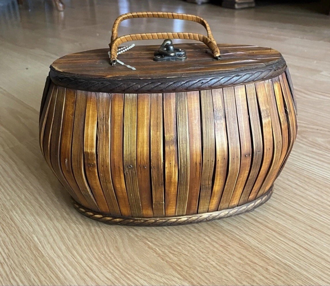 NEW Boho Bamboo Turn Lock Holder Purse Decorative Accent