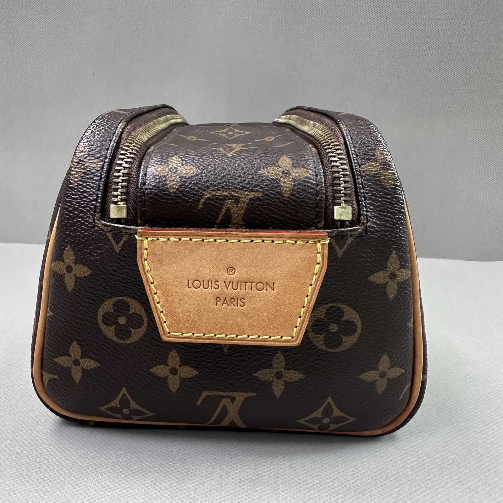 Louis Vuitton Dopp Kit Monogram Canvas Brown Pre-Owned Travel Toiletry Bag