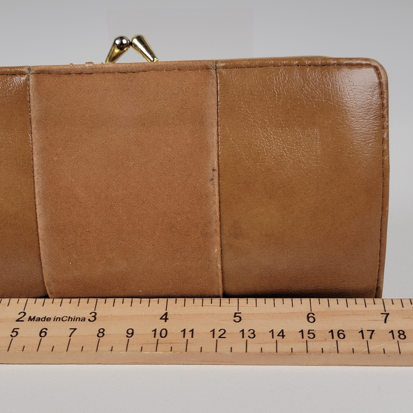 Vintage Leather Clutch Brown Gold Latch 70’s smooth Retro change purse attached
