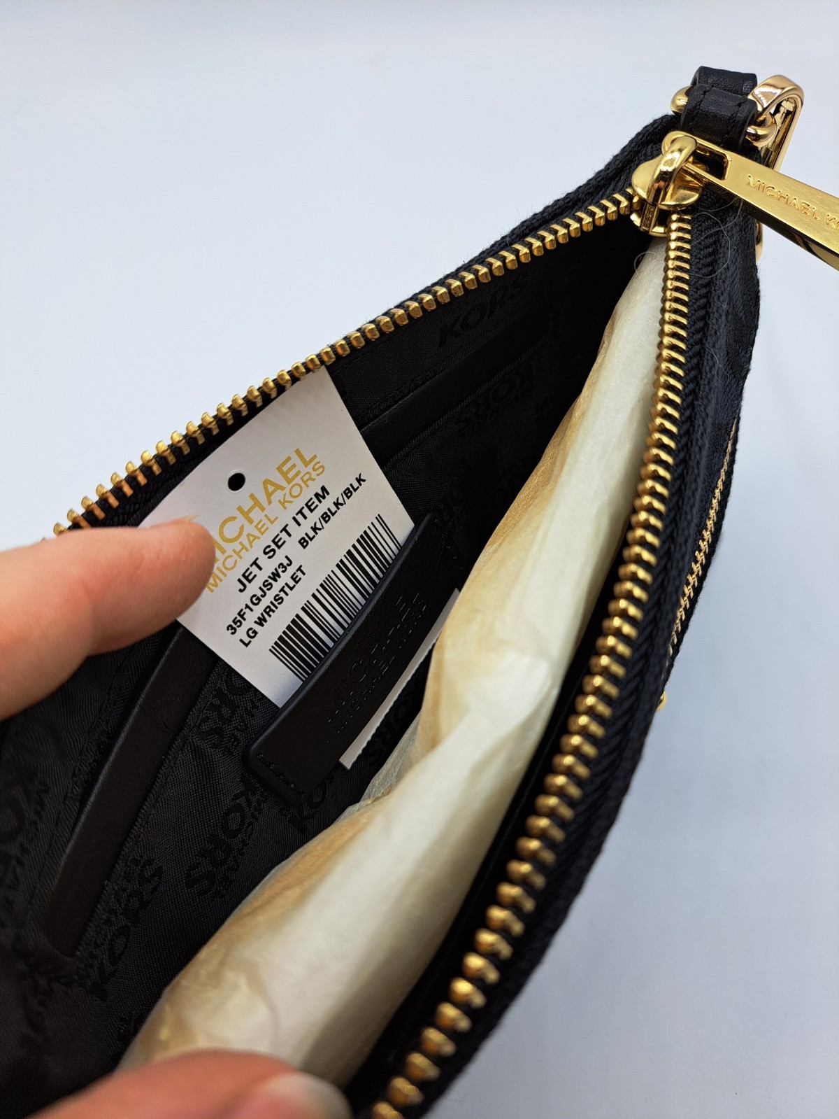 Authentic MICHAEL KORS Large Black Pebbled Leather Wristlet W/Gold Accents