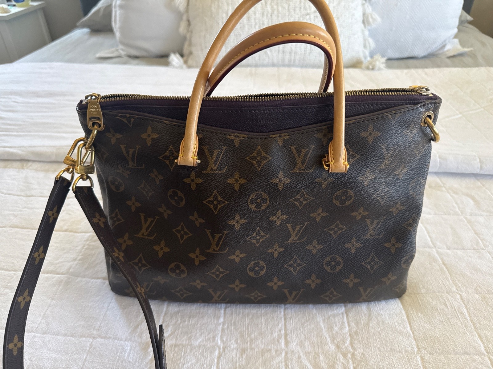 Authentic Louis Vuitton Pallas MM Monogram Canvas Aurore M40906 (2013)