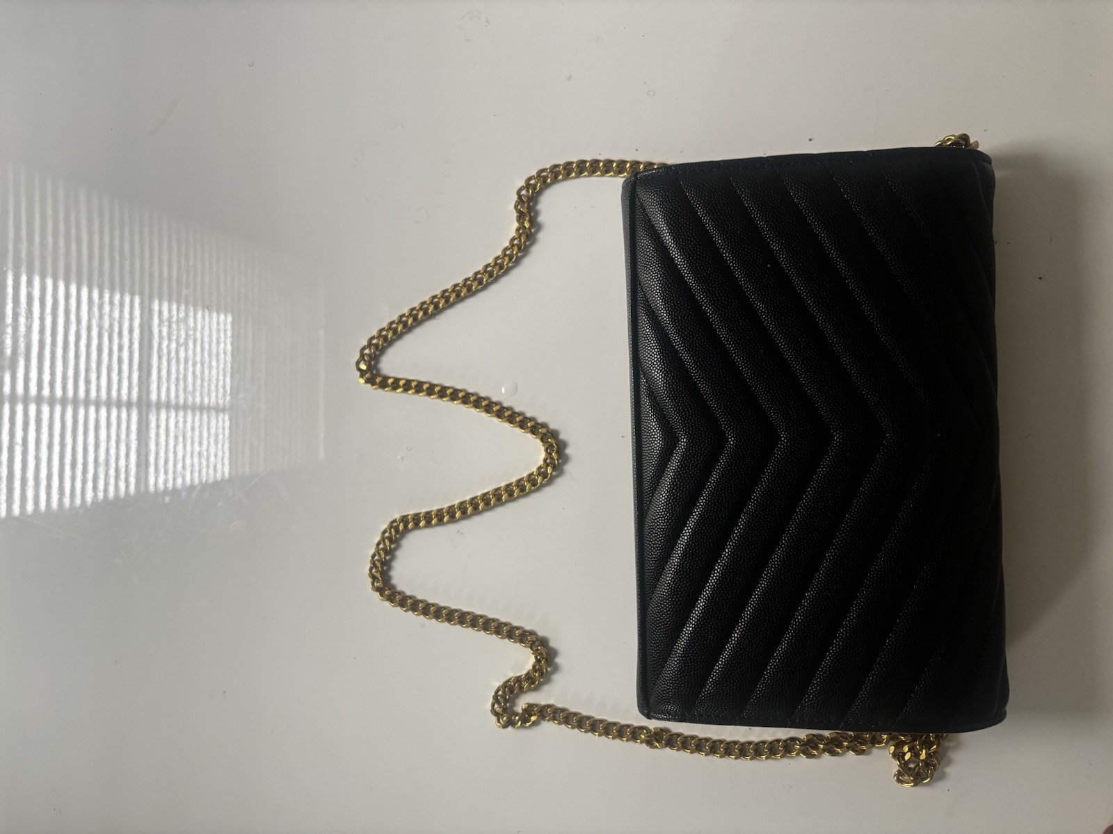 Cassandre Matelassé Chain Wallet
