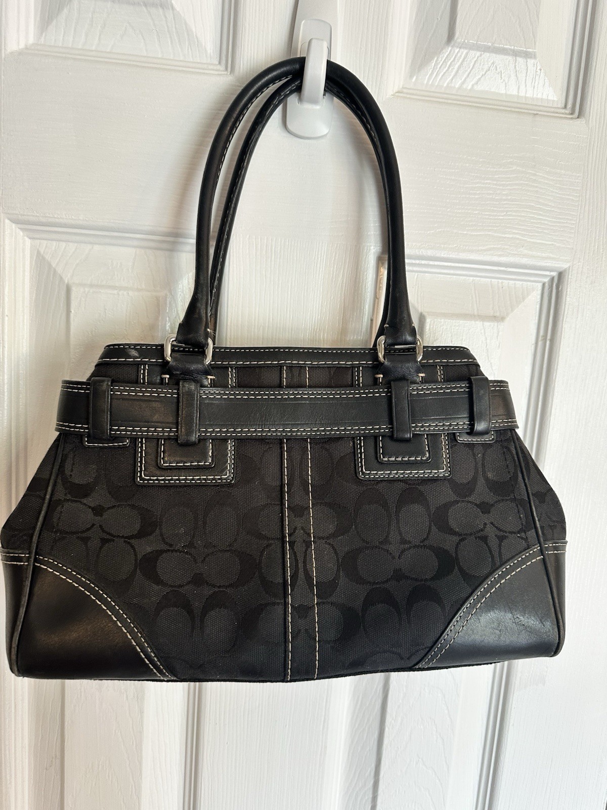 Coach Black Signature Logo Satchel Zip Top Lined Bottom Studs Silver Hangtag