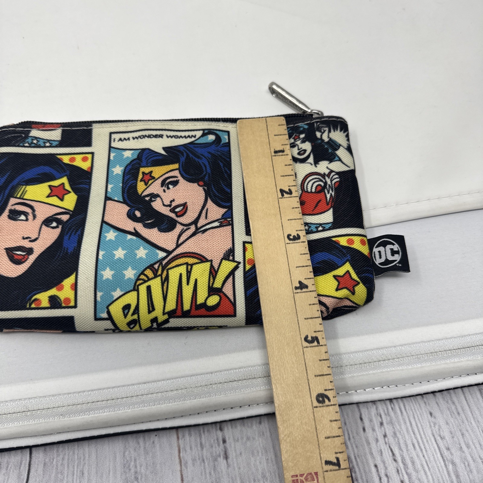 DC LOUNGEFLY WONDER WOMAN COMIC STRIP PRINT PENCIL CASE POUCH COSMETIC BAG COIN