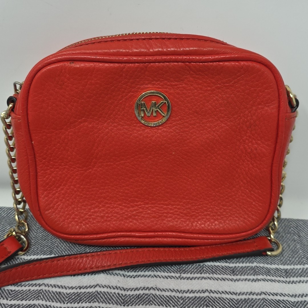 Michael Kors Pebble crossbody Tangerine Orange Purse Used