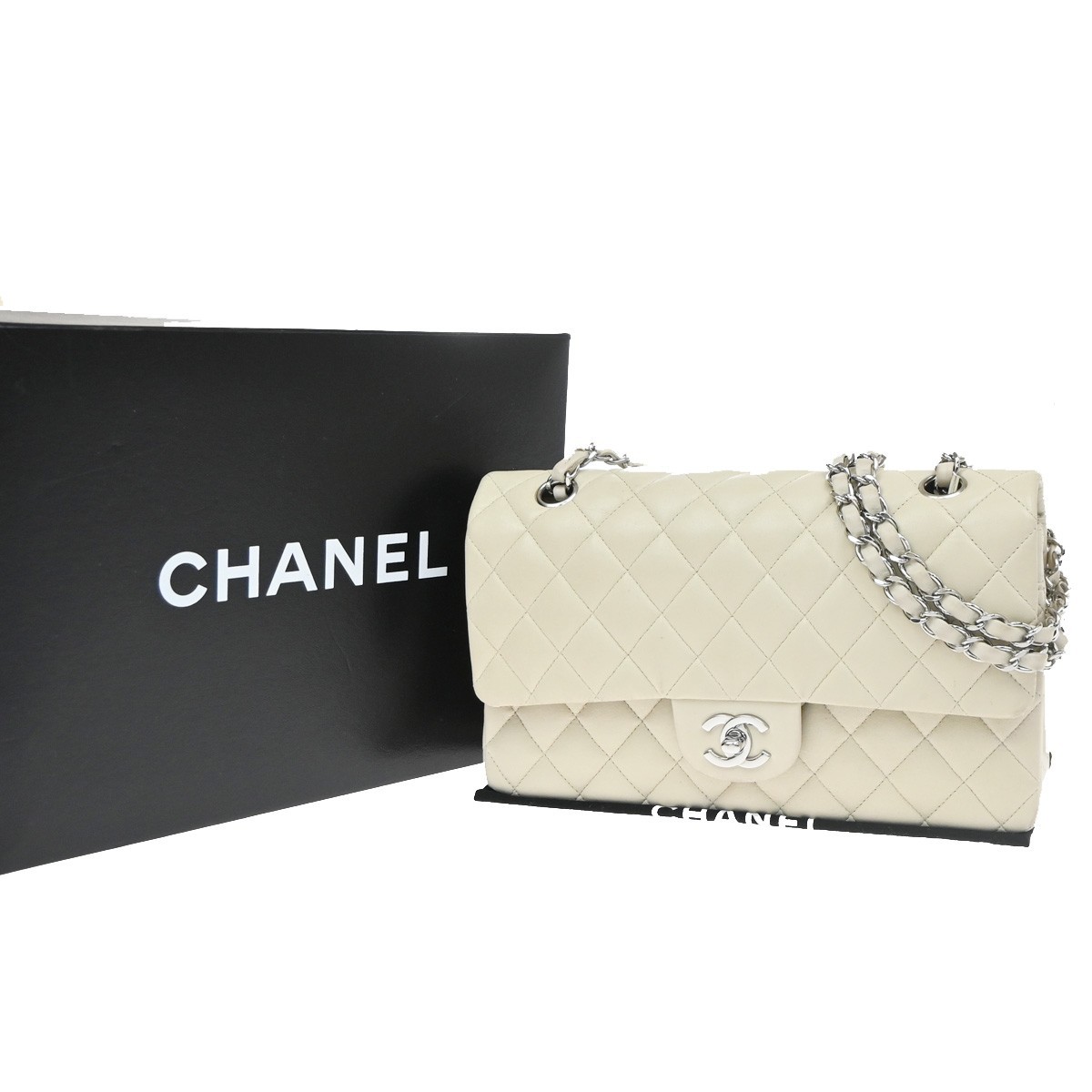 CHANEL CC Matelasse 25 Double Flap Chain Shoulder Bag Leather White SHW 700RP187