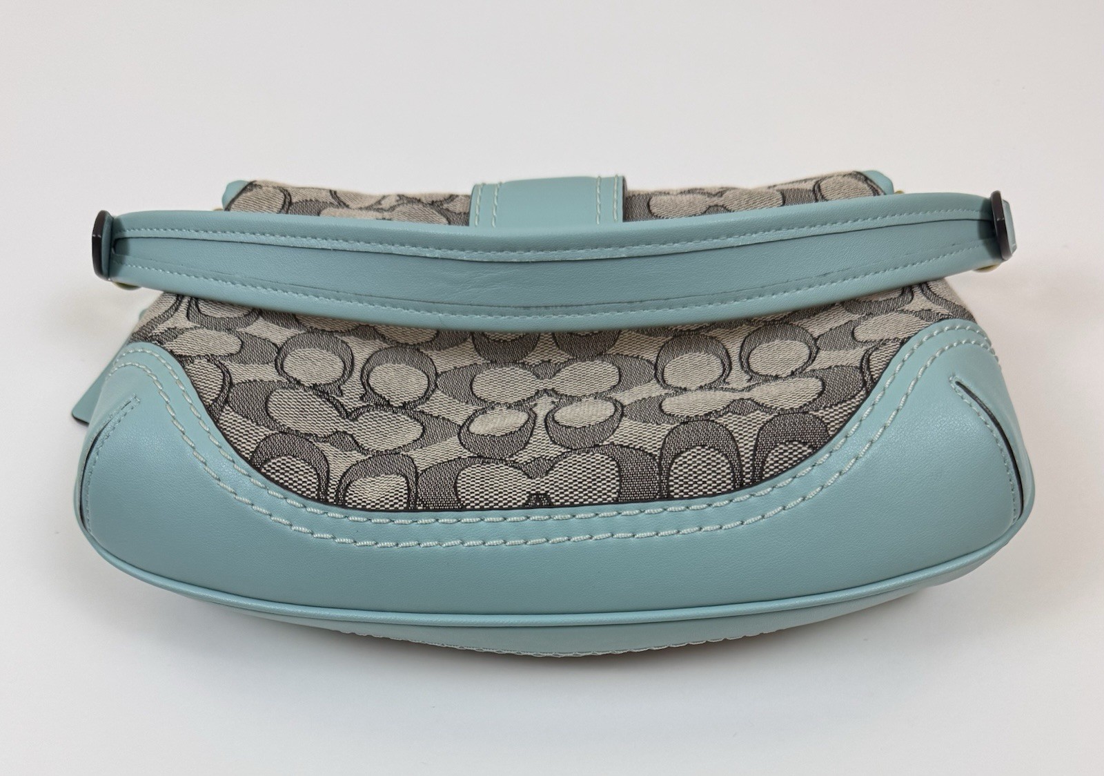 Coach SoHo Flap Limited Re-Edition 2006 Shoulder Bag Jacquard Blue w/ Dust Bag