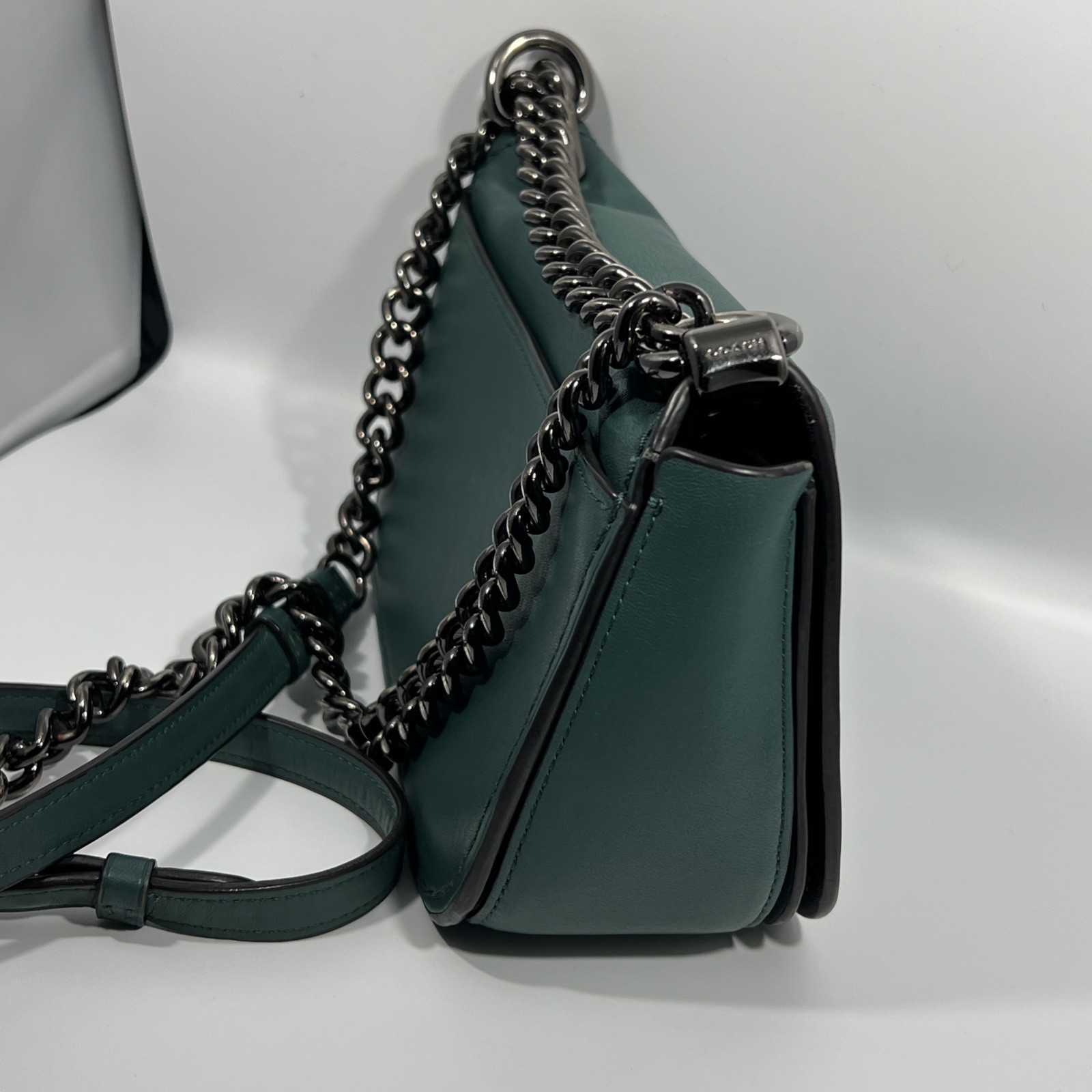 COACH 18858 Swagger 20” Chain Shoulder Handbag Gravtanned Leather Green Used