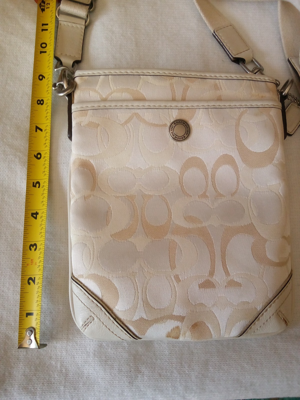 Coach Classic Logo Cross Body Purse