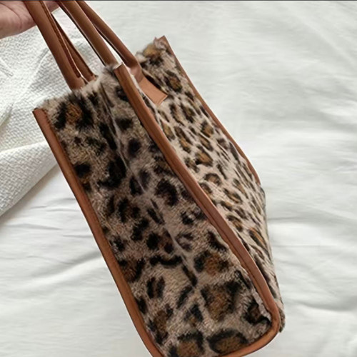 FUZZY & SOFT LEOPARD Tan & Brown Animal Print Tote With Matching Bracelet~ NEW
