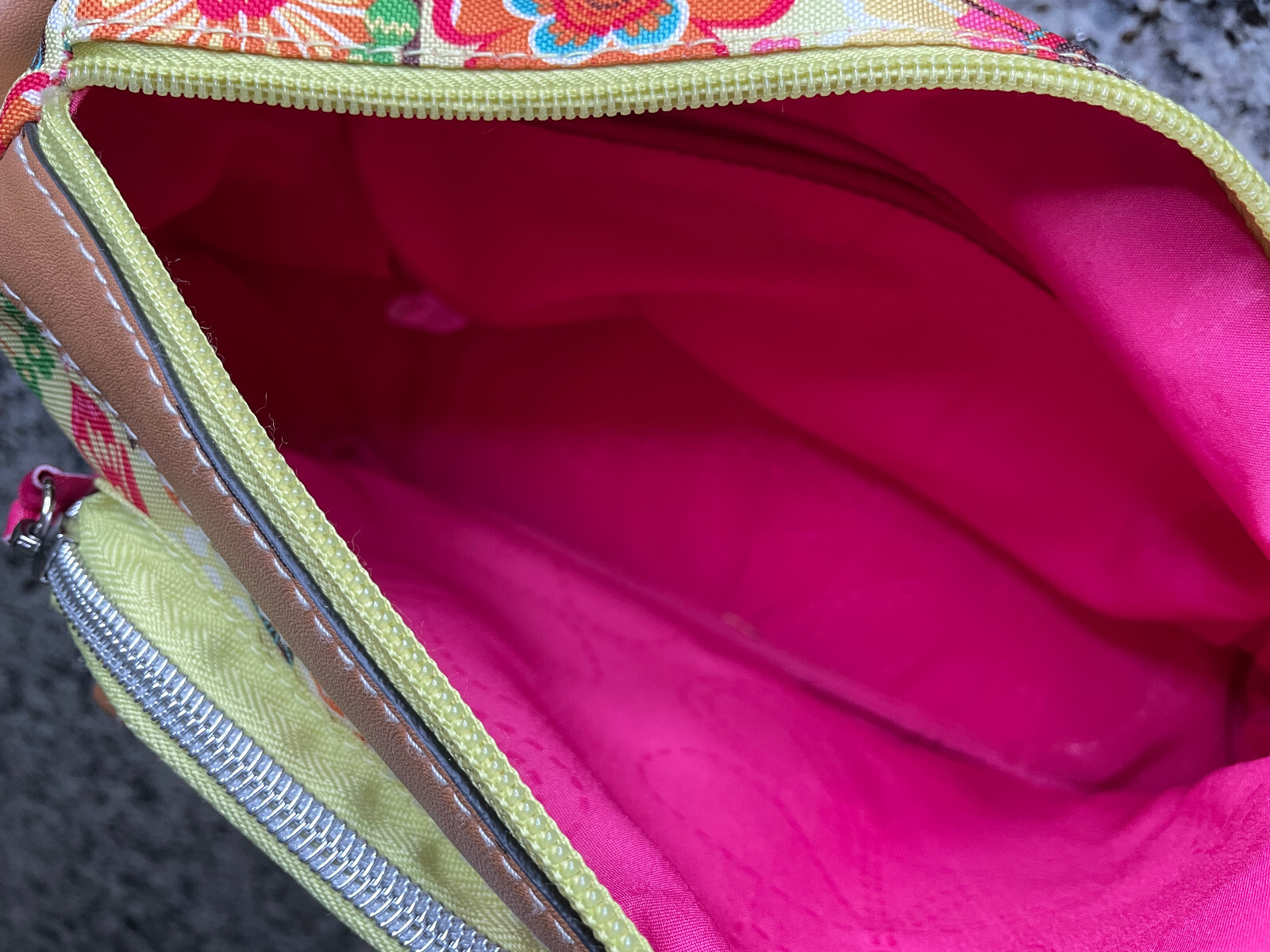 Lily Bloom Busy Bee Yellow Flower Garden Regina Crossbody Bag, 100% Polyester