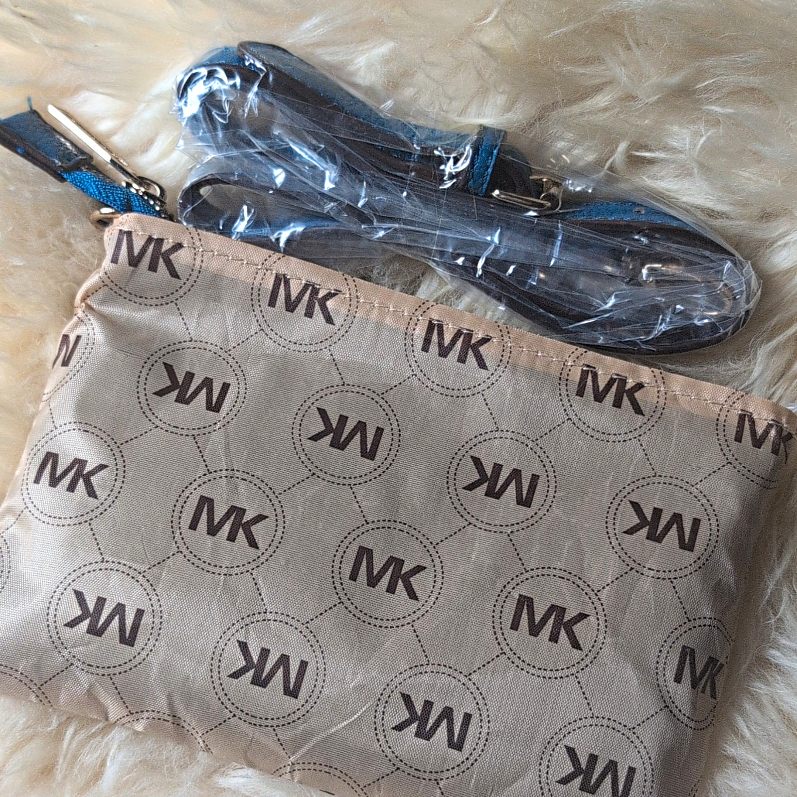 Michael Kors MK Logo Beige Wristlet Crossbody Clutch Zip, Detachable Strap
