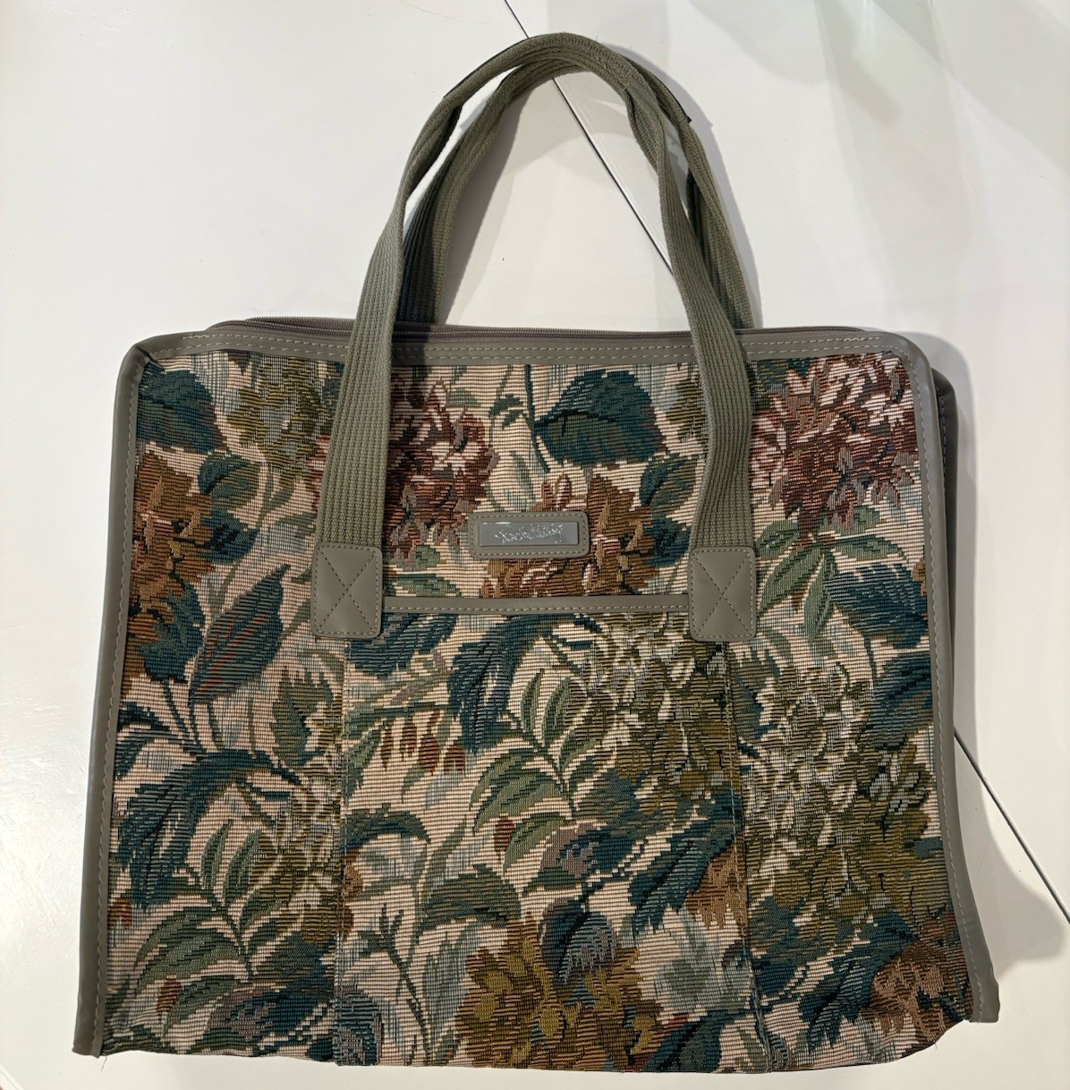 Well-Kept VTG Diane von Furstenberg DVT Large Floral Tapestry Bag Tote