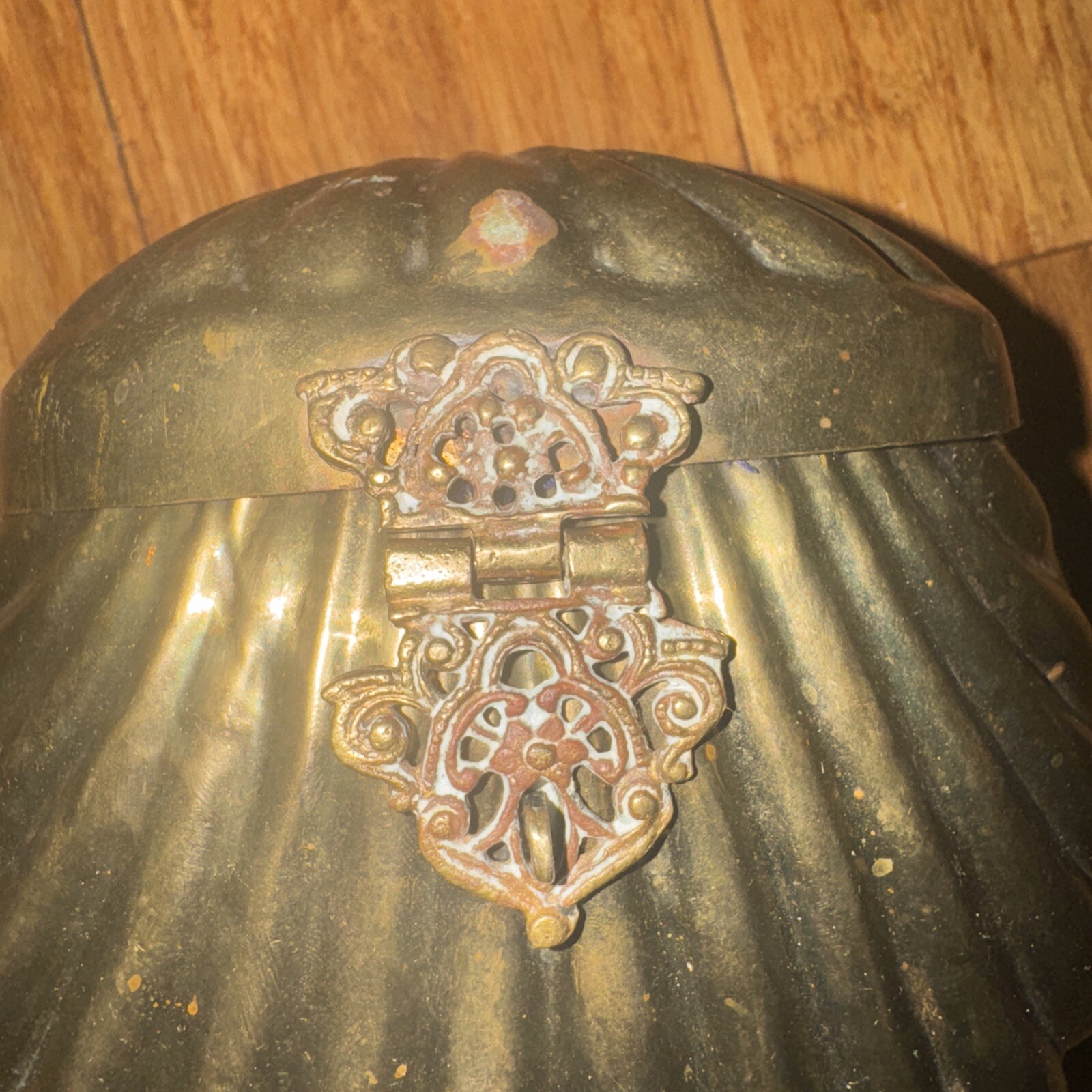 Solid Brass Metal Clam Shell Purse Velvet Lined 1920s Vintage Evening Bag