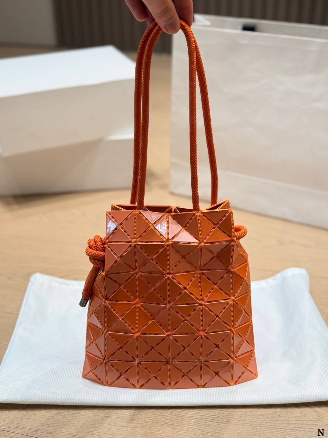 Drawstring Motif Enamel Finish Shoulder Bag Convertible 2-Way Crossbody Bag