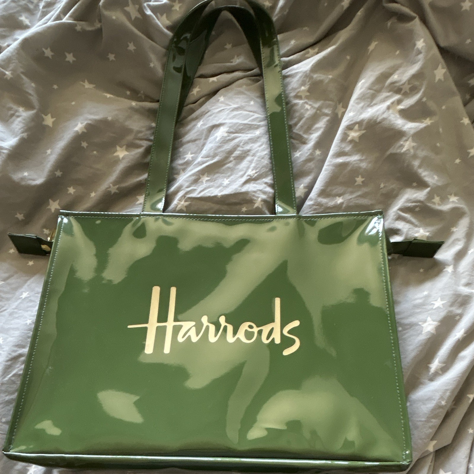 Harrods Green Patent Tote Bag Logo Pattern Zip Closure Gold Hardware Shoulder