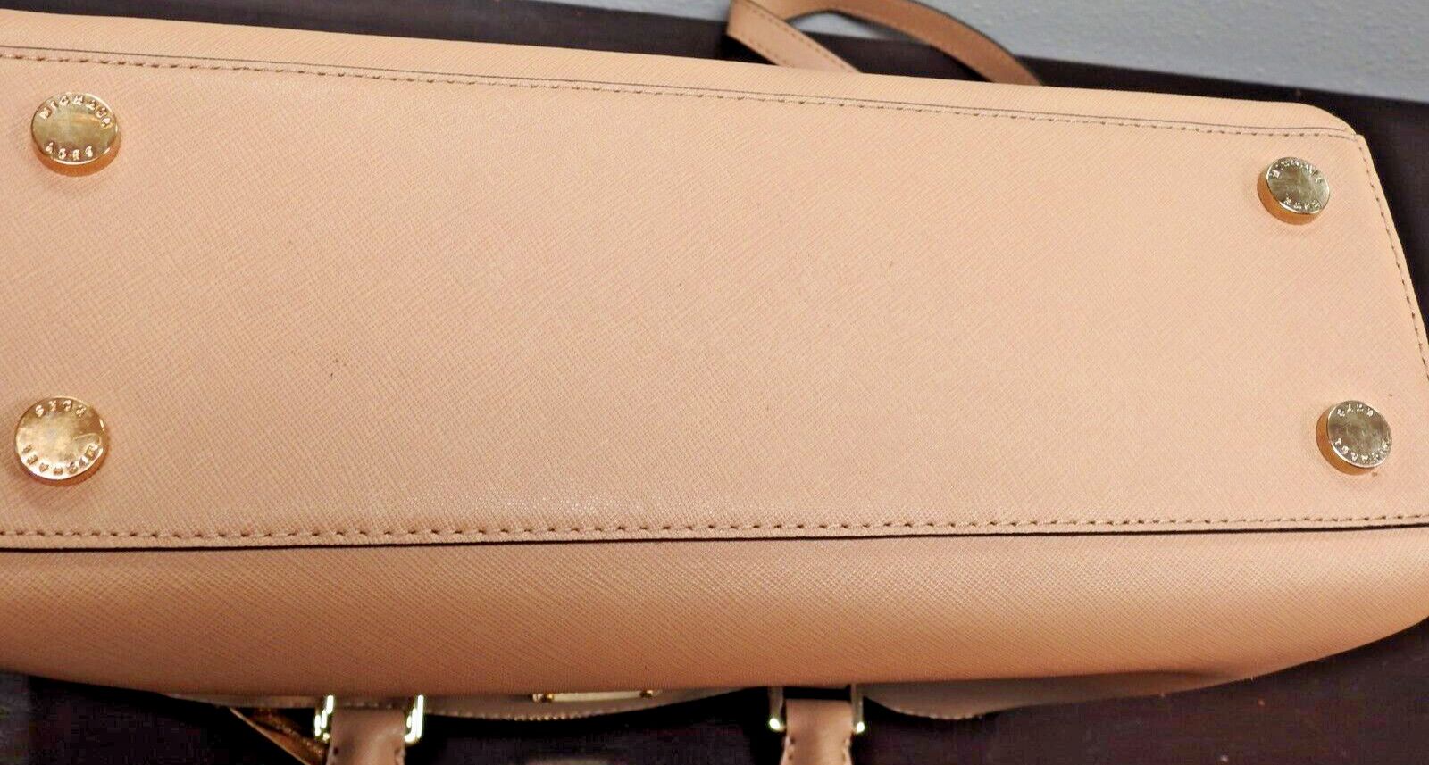 New MICHAEL KORS Sutton SAFFIANO Leather Medium Satchel Crossbody Bag Peanut