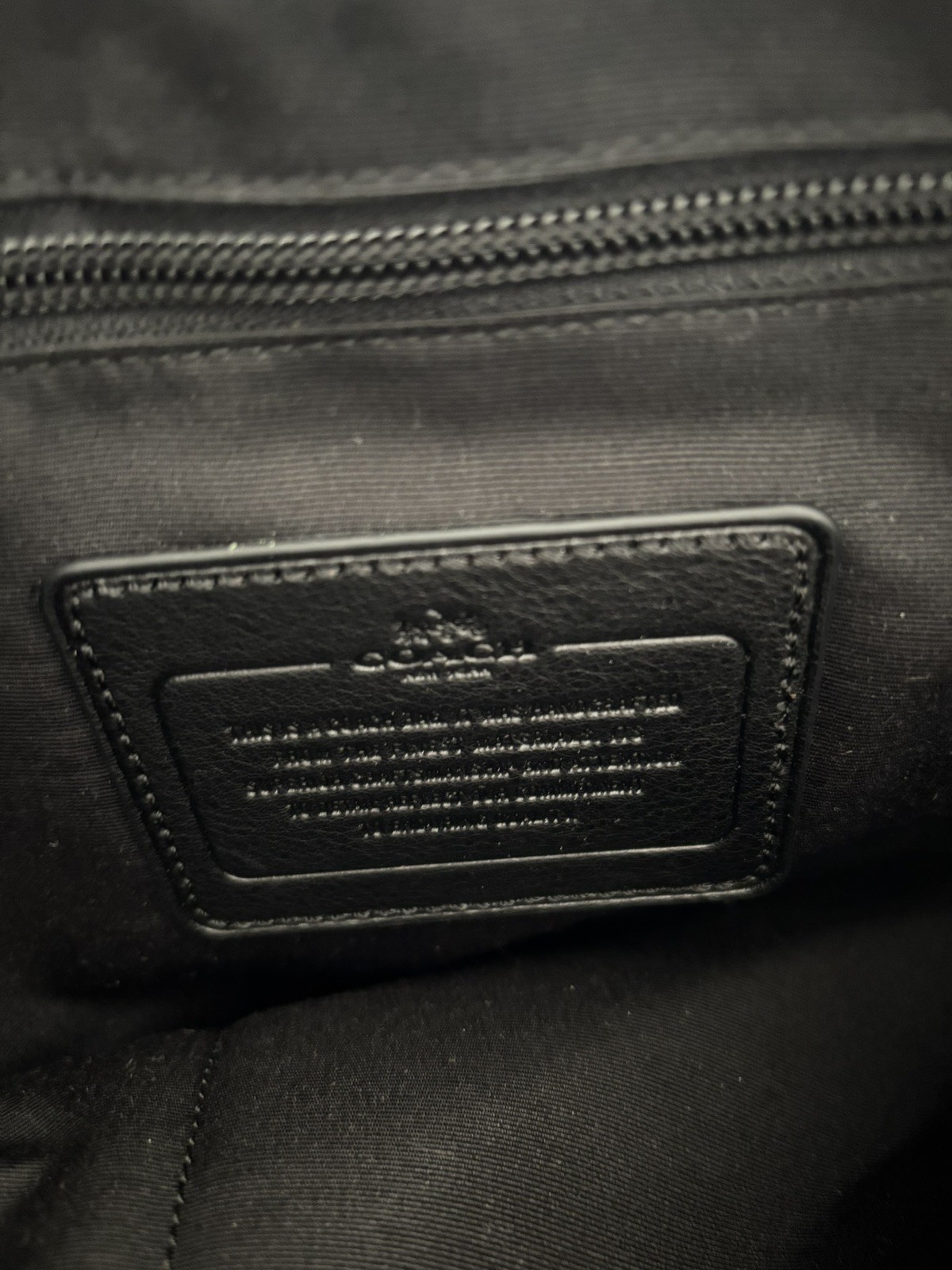 Coach Charles Messenger Bag – Black