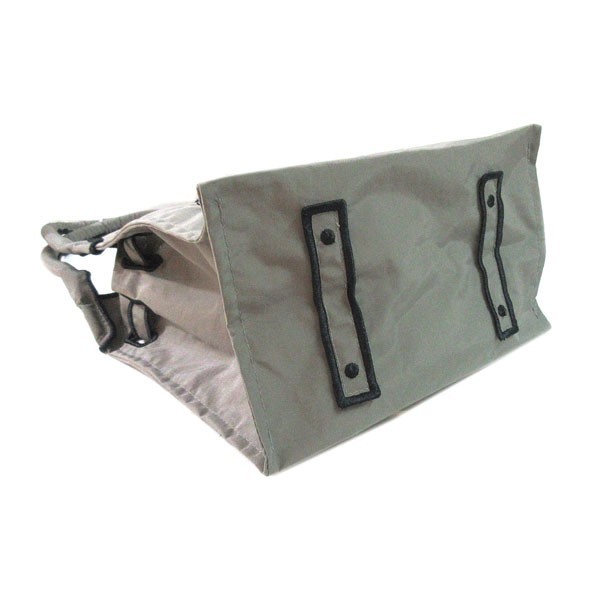 ≪Authentic≫LA COUSETTE HELLO KITTY CHARM / New Classical Eco Bag SS GRAY