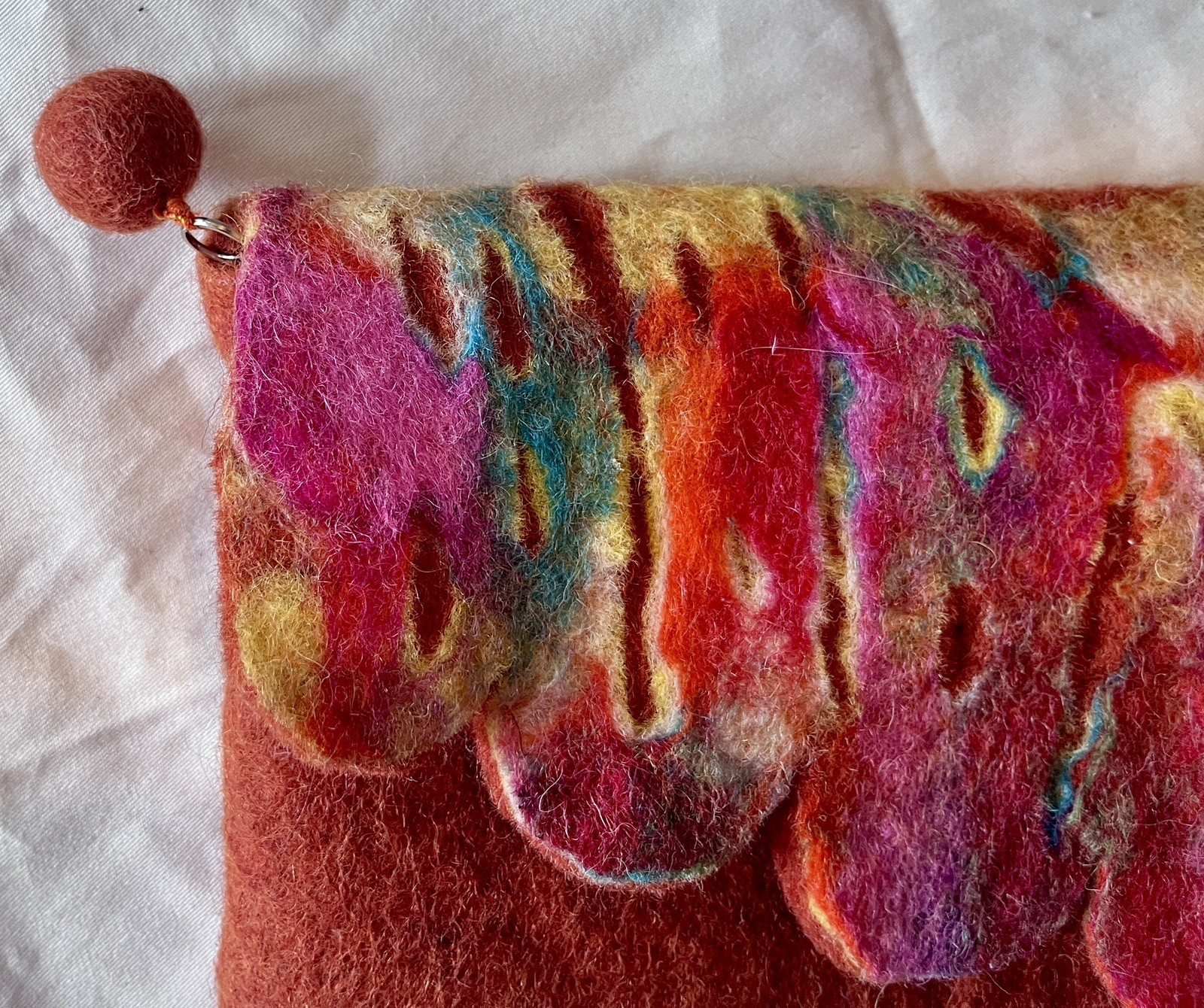 Handcrafted Wool Felt Handbag Nepal-Style 9”x 6” Purse w/ Artisan Leaf pattern