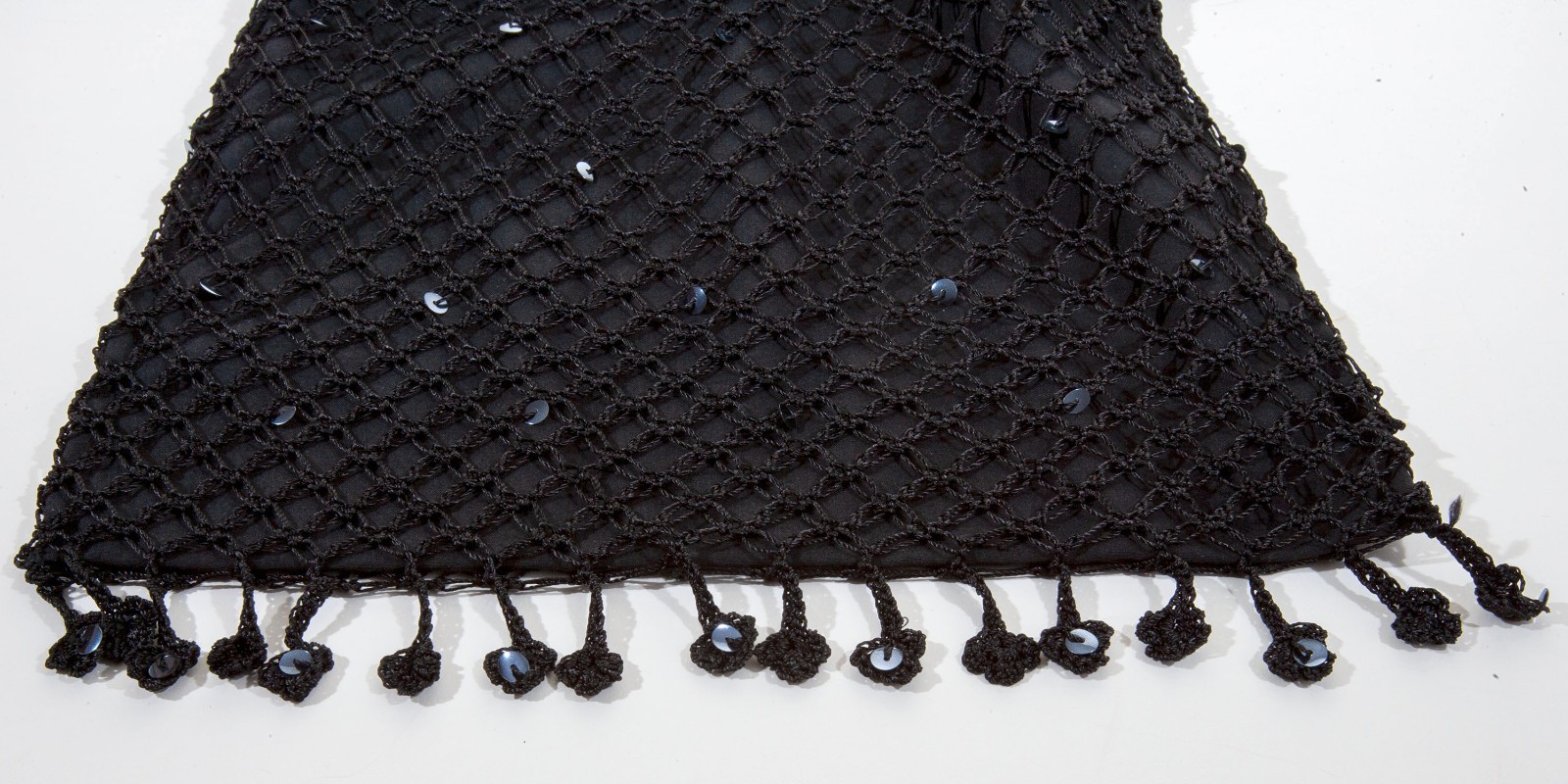 Black Flapper Style Open Weave Sequin Drop Tassel Shoulder Purse