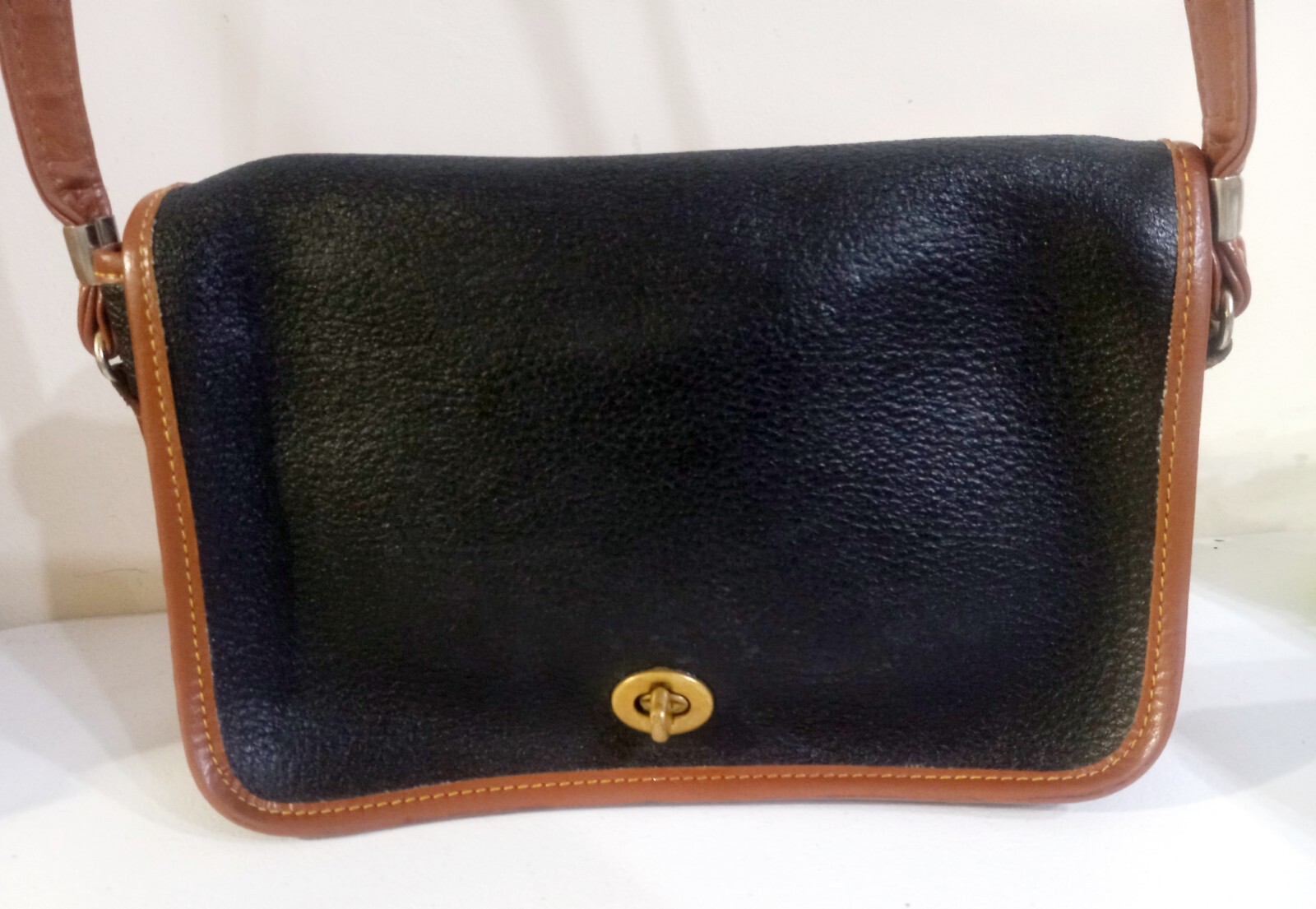 Unbranded Turnlock Black With Brown Trim Crossbody Purse Conditioned