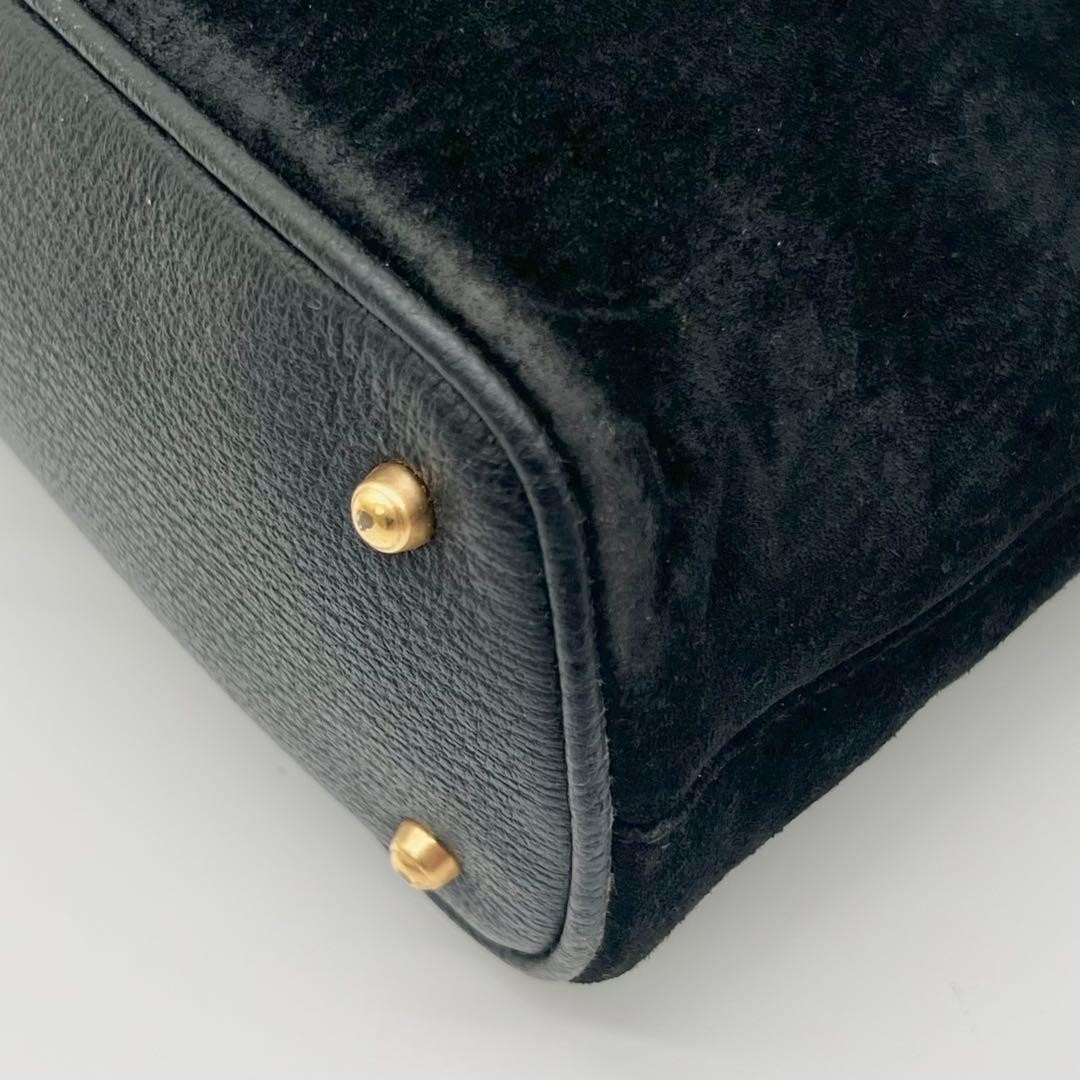 Rare GUCCI Bamboo Handbag Suede Black