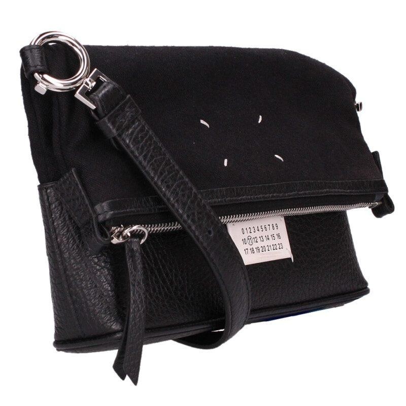 MAISON MARGIELA Bag: 5AC Hobo Small SB1WG0042 Black W25.5H25.5D5cm;