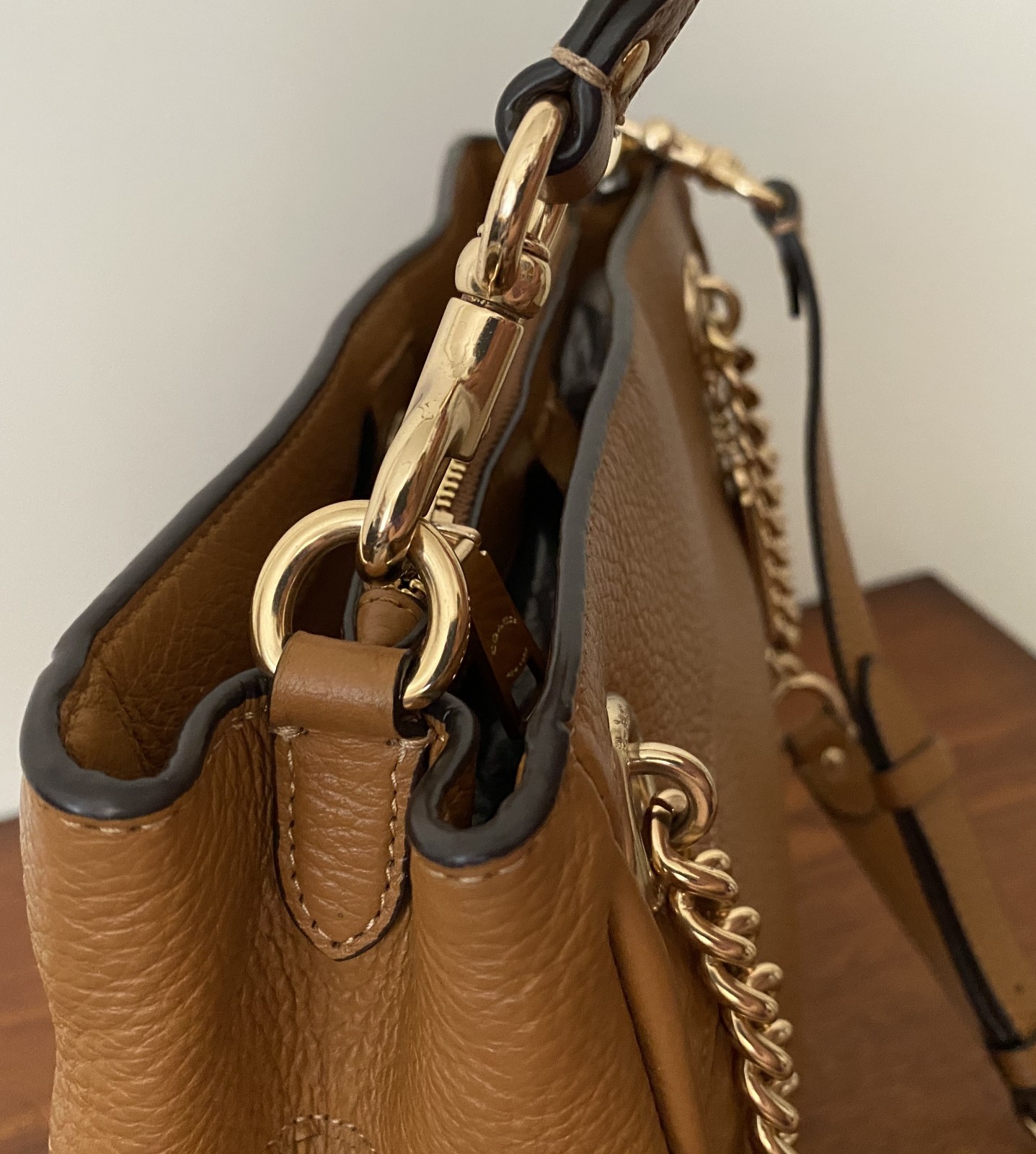 Coach Cammie C8315 Tan Camel Leather Bucket Handbag Gold Chain Crossbody
