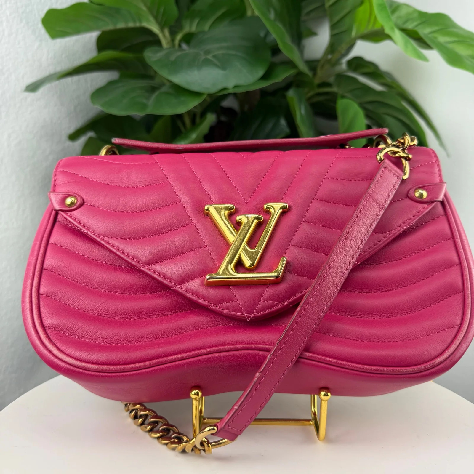 Louis Vuitton New Wave Quilted Leather Freesia Pink Chain MM Shoulder Bag Authe