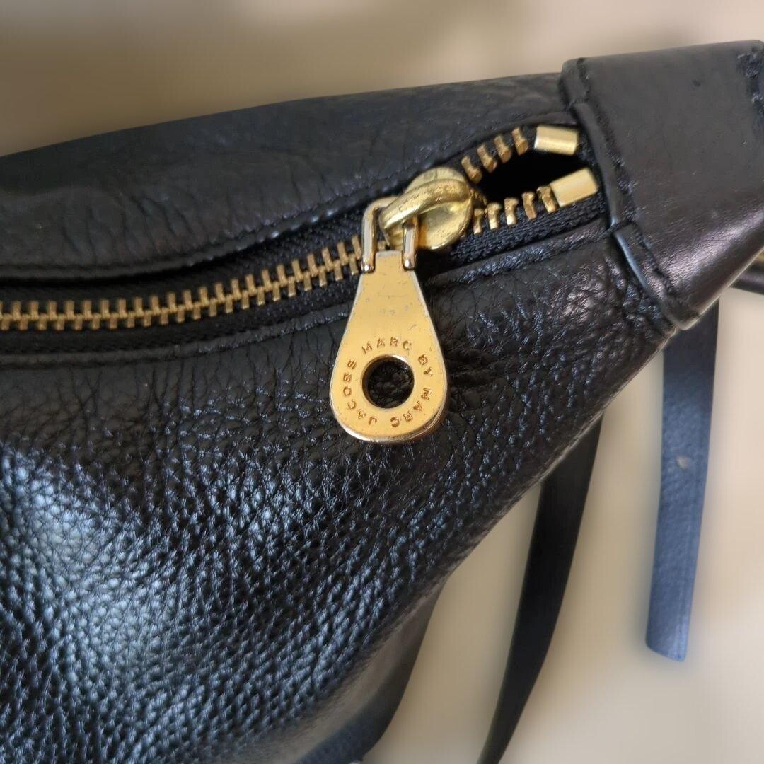 Marc by Marc Jacobs Classic Q Lil Ukita Black Leather 2Way Tote Bag Strap