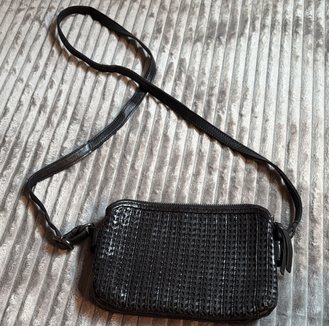 Biba Women’s Black Crossbody Bag Zip Closure Inner Pockets Silver Hardware