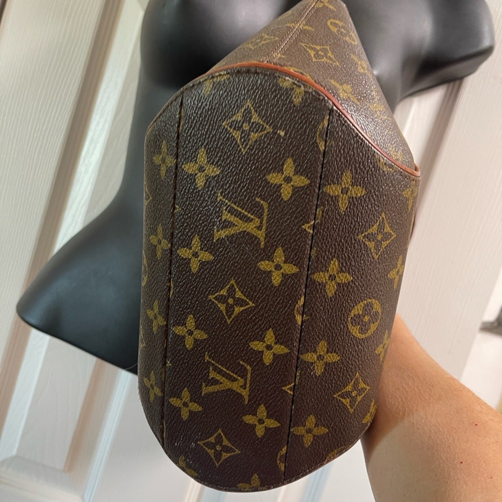 Louis Vuitton Ellipse Brown and Tan Hand Bag-EUC Plus-Padlock/Key